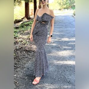 Juliana Florez - MaxiDress